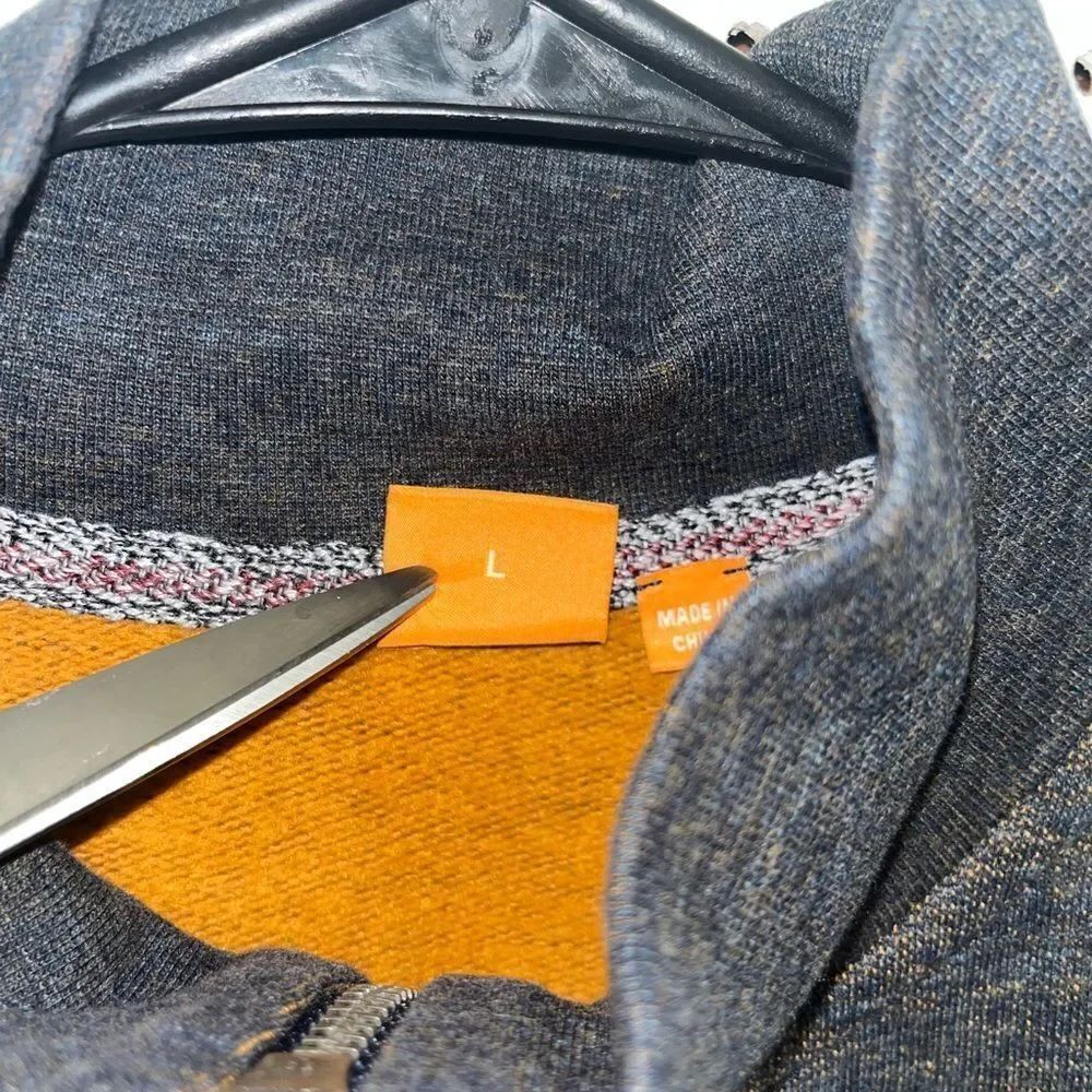 Hugo Boss zip up jacket - Picture 4 of 5